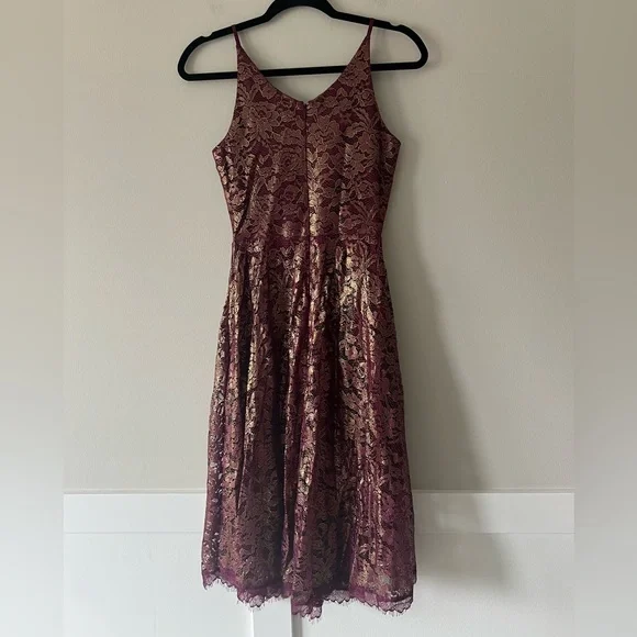 Dress the Population Blair Embellished Cocktail Dress Lace XS Modest Neckline
